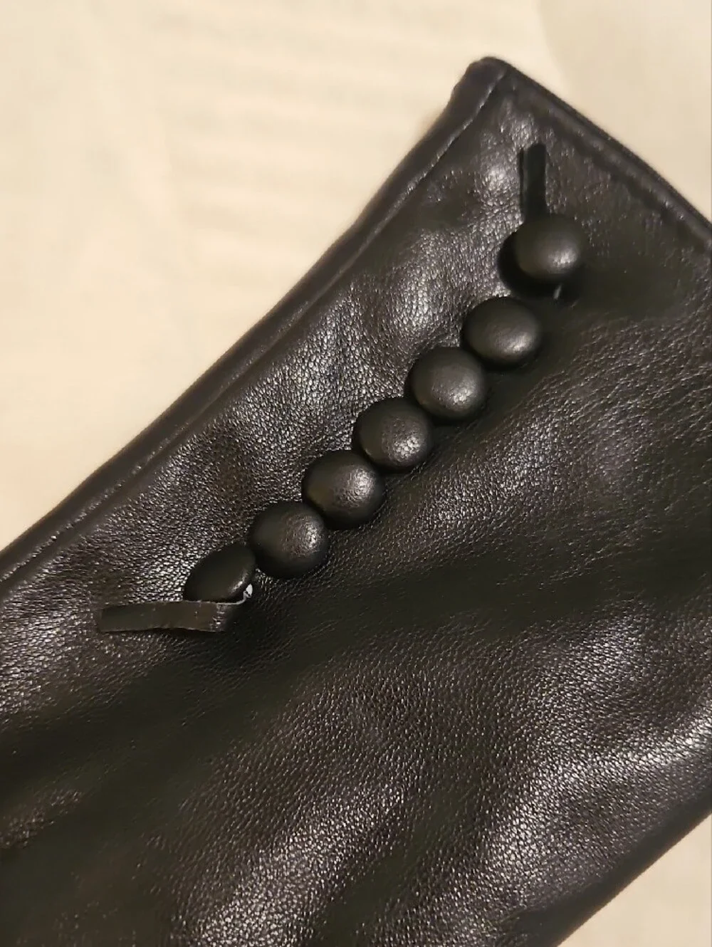 Classic Black  Button-Trim Gloves - Urban Outfitters